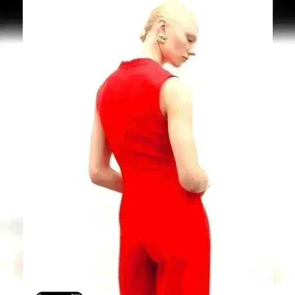 Saints 21 Red ♥️ V-Neck Jumpsuit with Pockets & Flare Leg, Size XS -bnwt - Picture 2 of 8